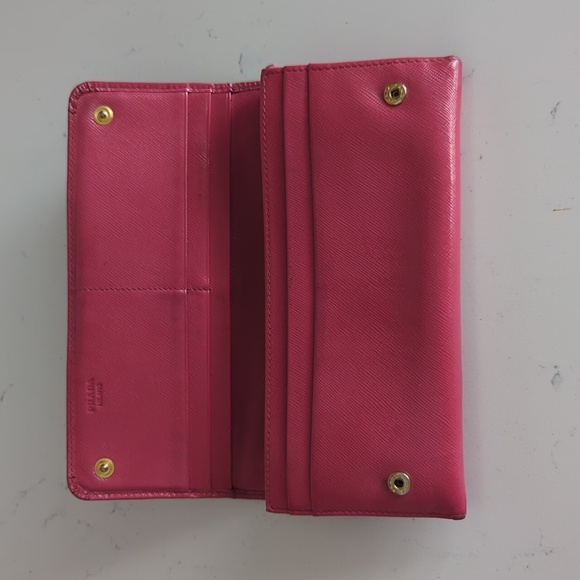 Prada Pink Saffiano Bow Wallet - Picture 5 of 14